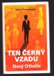 Ten černý vzadu