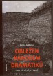 Obležen národem dramatiků